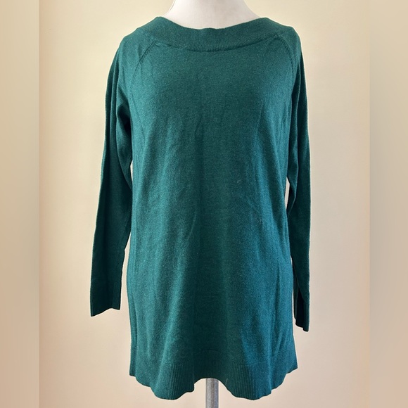 torrid Sweaters - Pretty Torrid Green Sweater